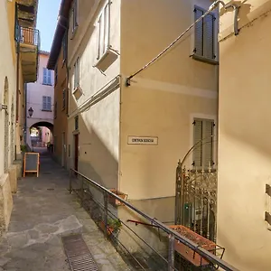 Casa Di Mezzo 
