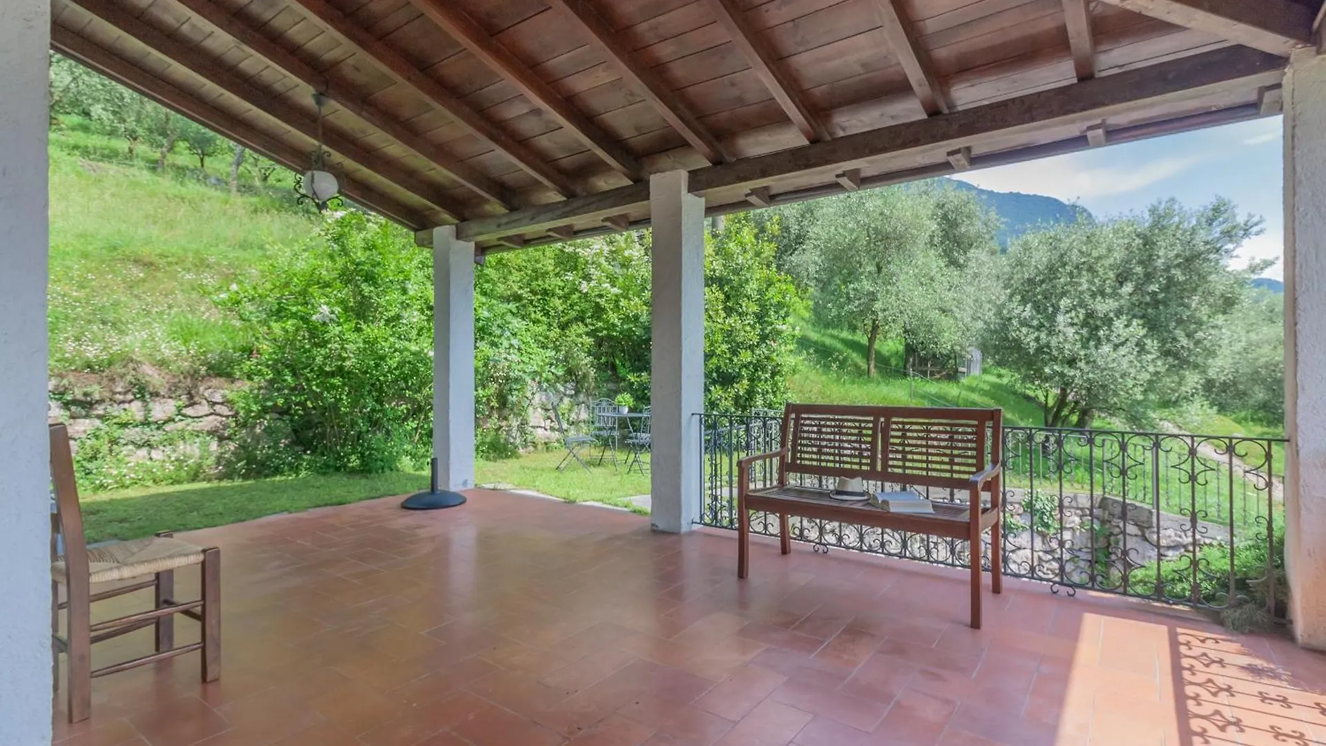 Villa Bianca Lierna Varenna 0*,  Italy